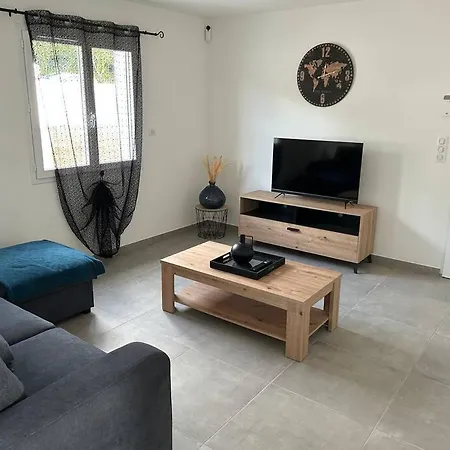 Holiday home En Ardeche 